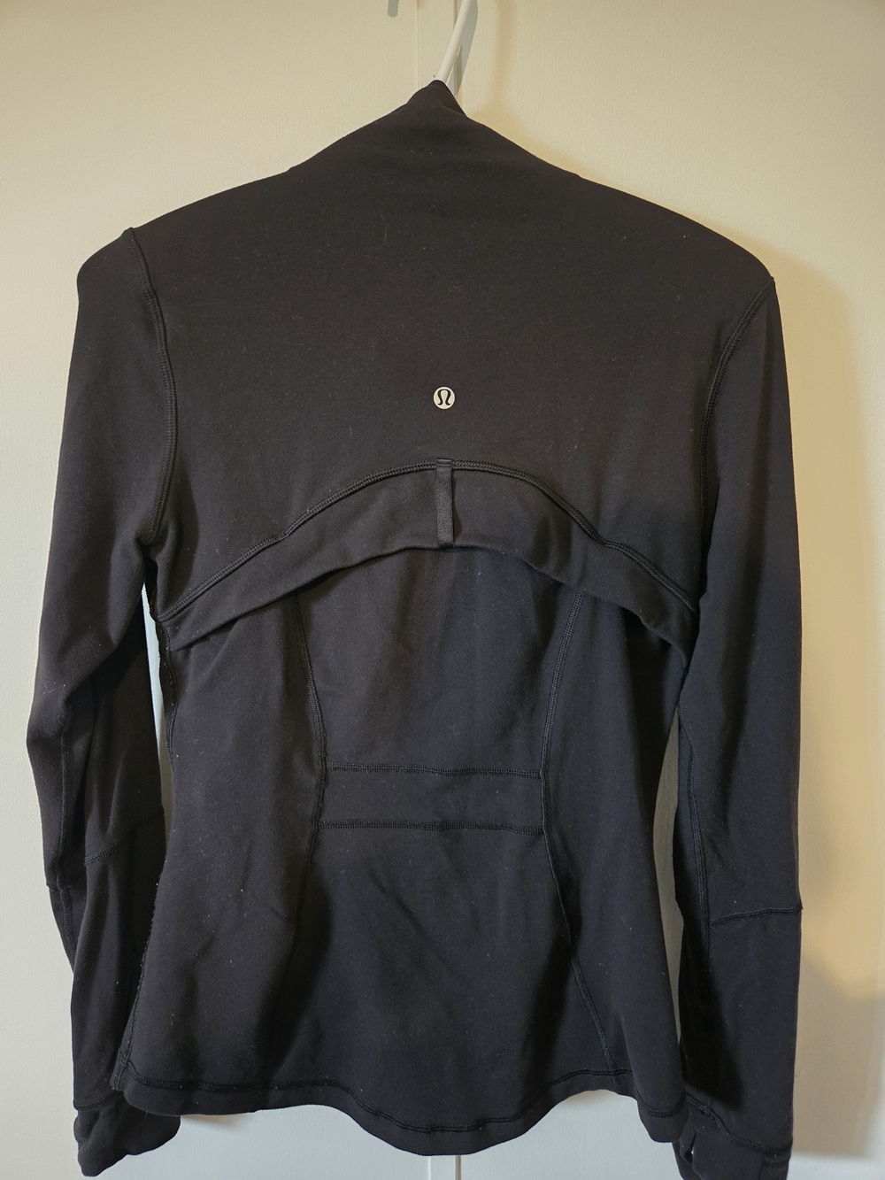 Lululemon Jacket - Picture 2 of 3